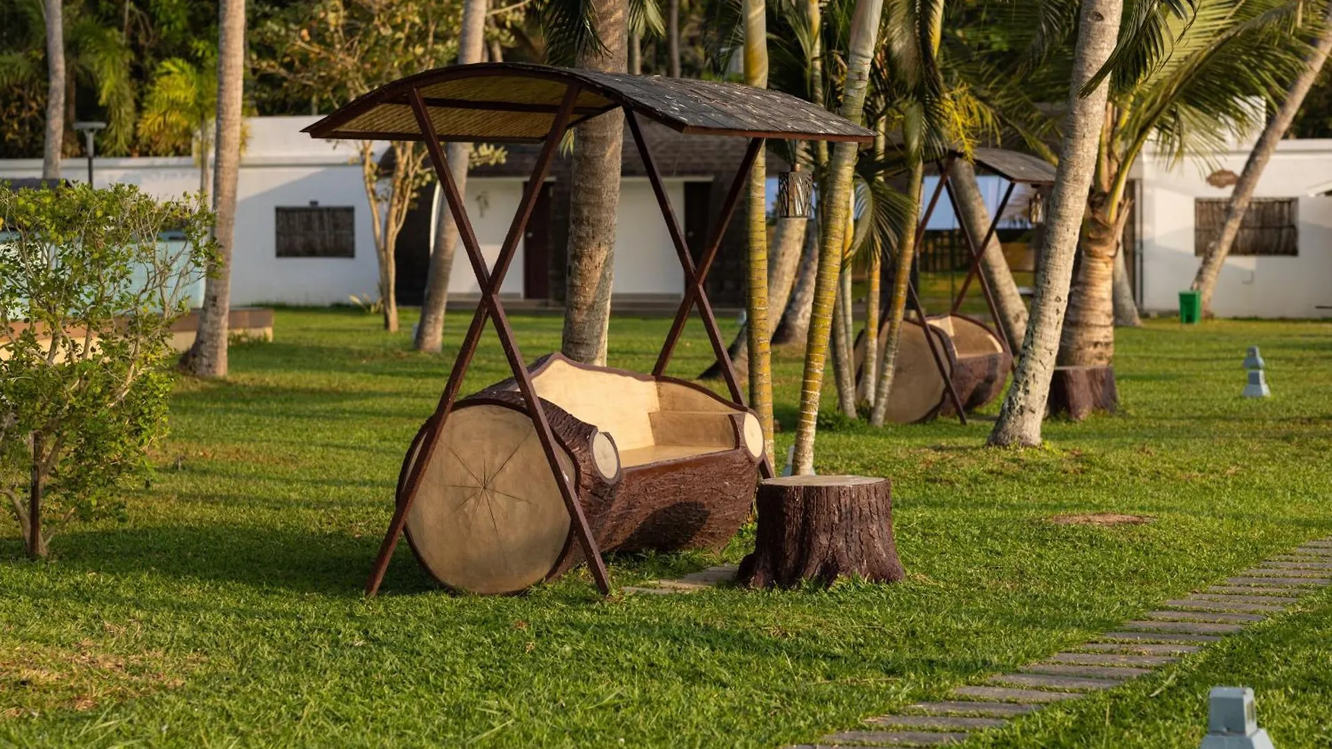 **** Semesteranläggning (resort) Lake Canopy Alleppey Alappuzha Indien